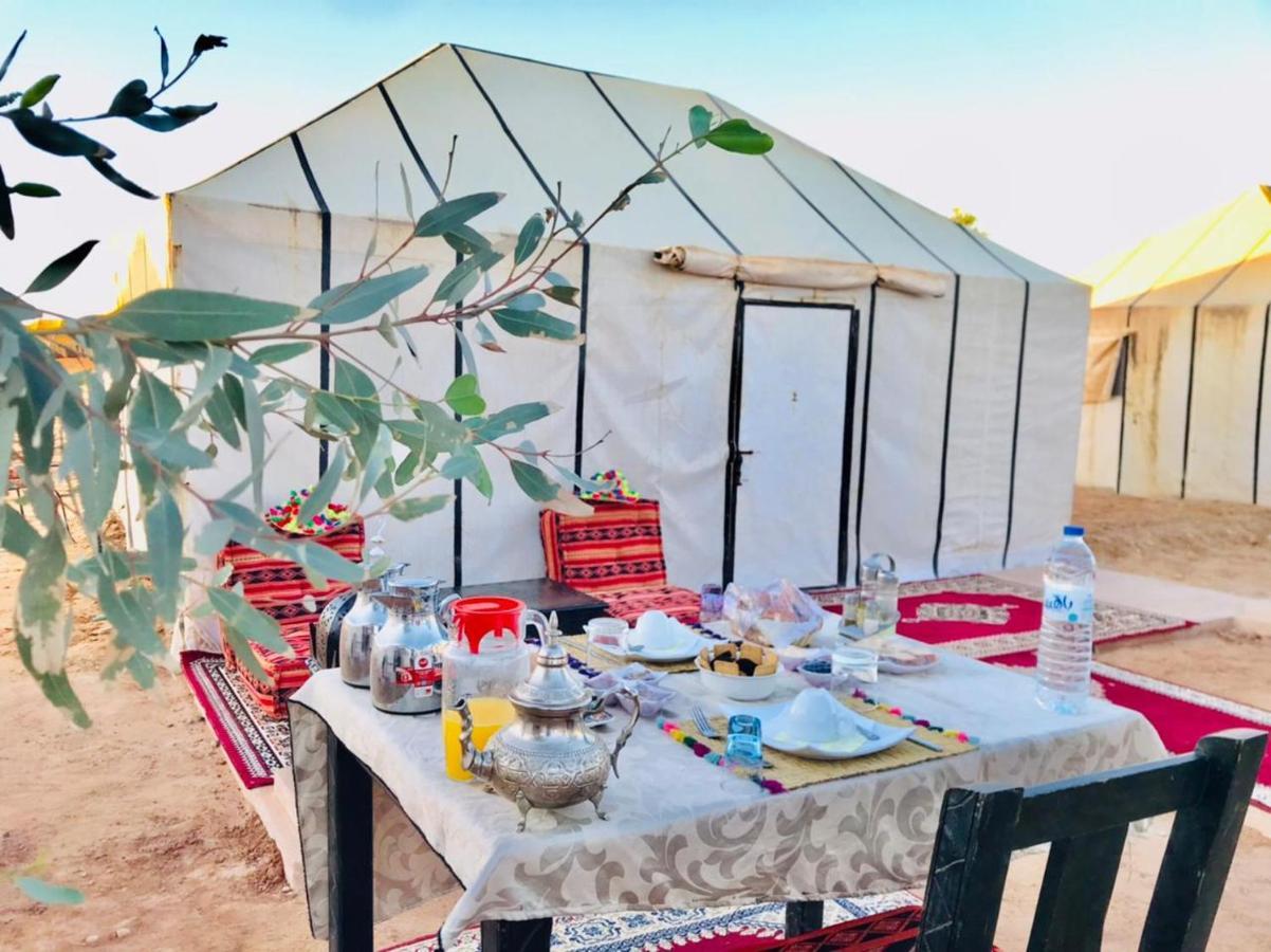 Akabar Luxury Desert Camp مرزوكة المظهر الخارجي الصورة